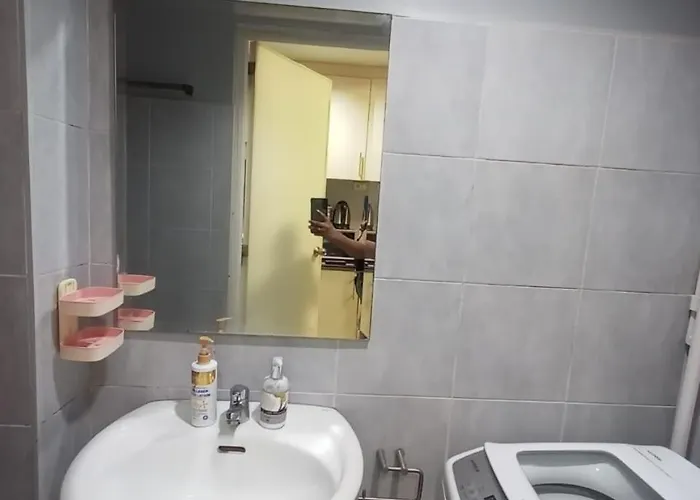 Sea Residences Near Moa Smx Pasay Aparthotel